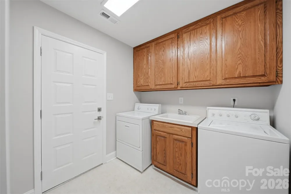 3677 Rock Bridge Drive NE Conover, NC 28613