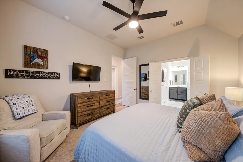 162 Palo Duro Bend Rhome, TX 76078