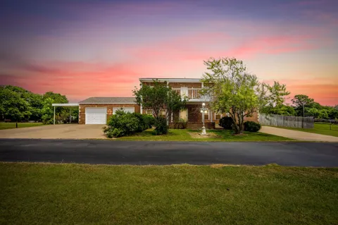 807 Caddo Road