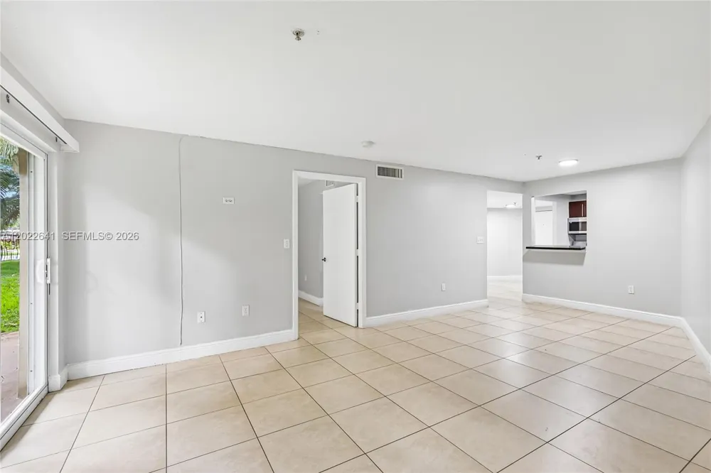 4147 Stirling Rd #105 Dania Beach, FL 33314