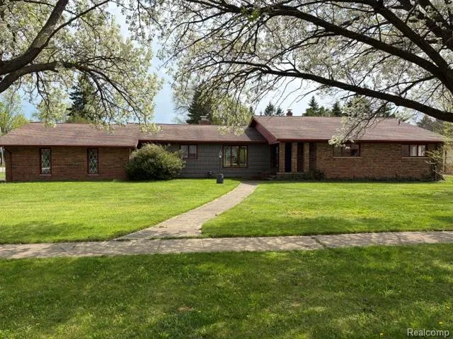 714 Garden Street Harbor Beach City, MI 48441