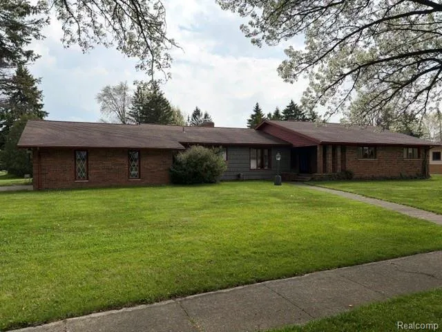 714 Garden Street Harbor Beach City, MI 48441