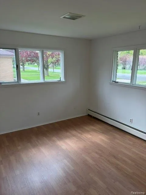 714 Garden Street Harbor Beach City, MI 48441