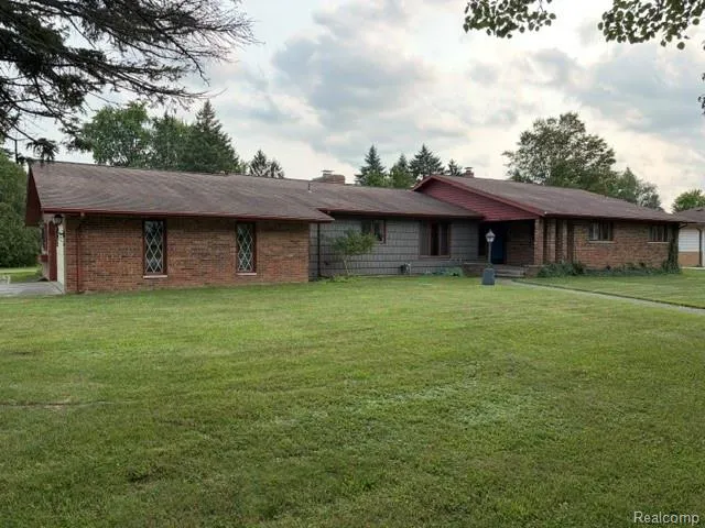 714 Garden Street Harbor Beach City, MI 48441