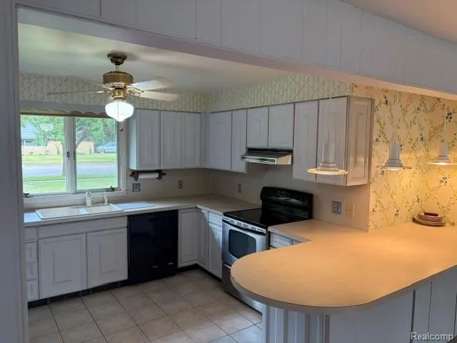 714 Garden Street Harbor Beach City, MI 48441