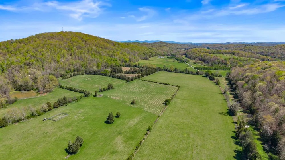 500 Dogtown Road Ten Mile, TN 37880