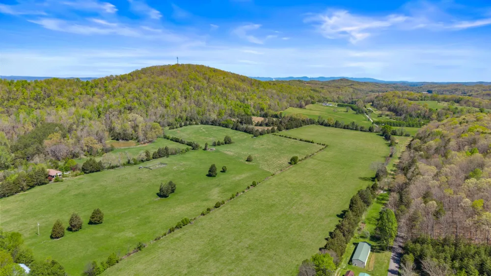 500 Dogtown Road Ten Mile, TN 37880