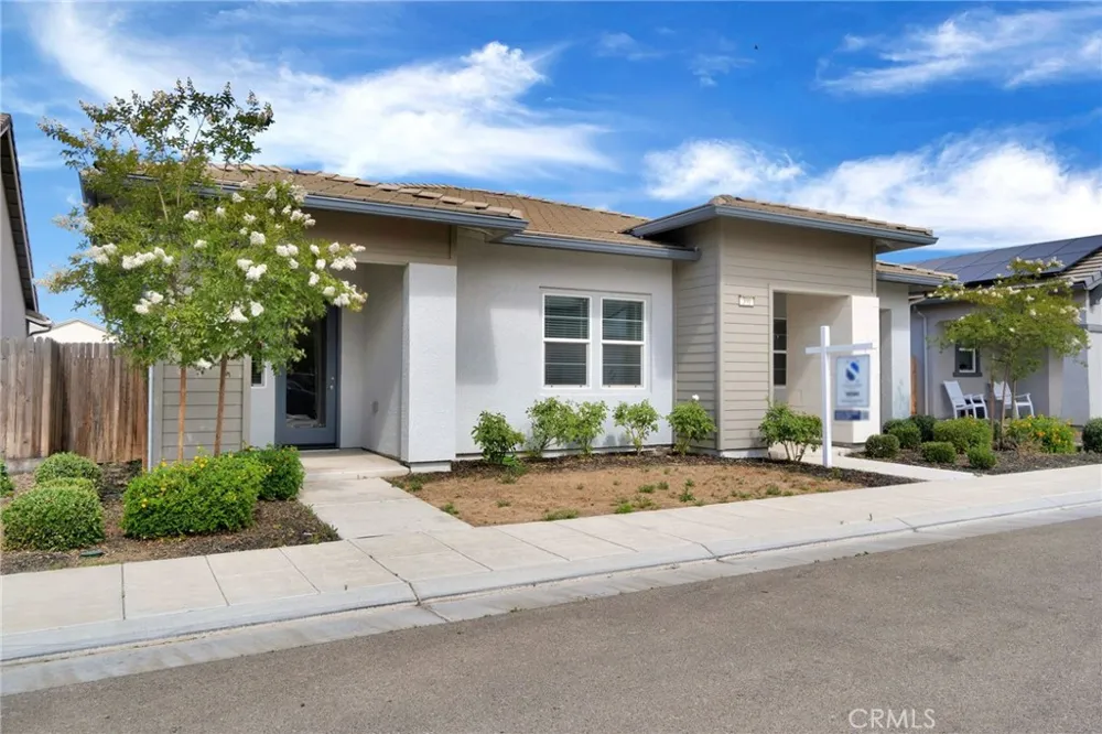390 Traverse S Madera, CA 93636
