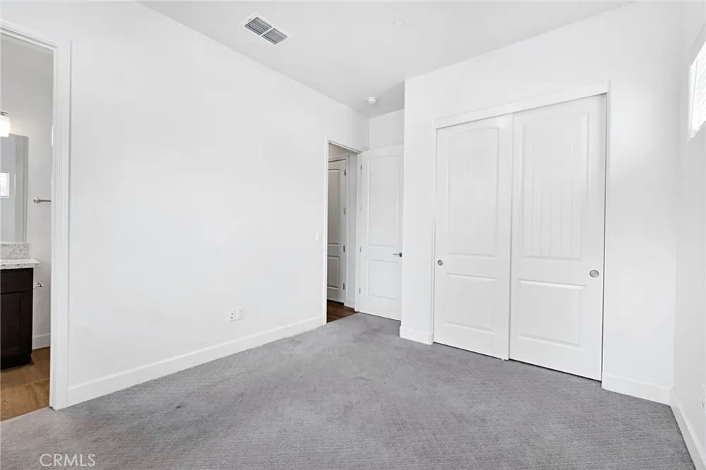 390 Traverse S Madera, CA 93636