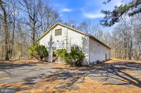 122 TAUNTON ROAD