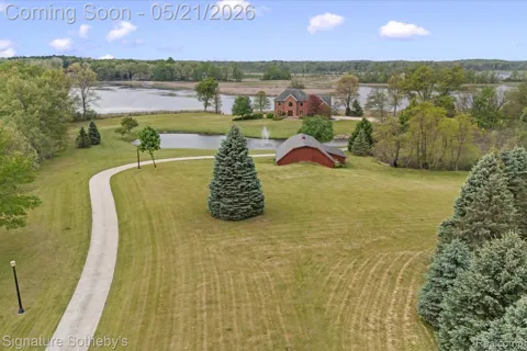 6831 Price Lake Road