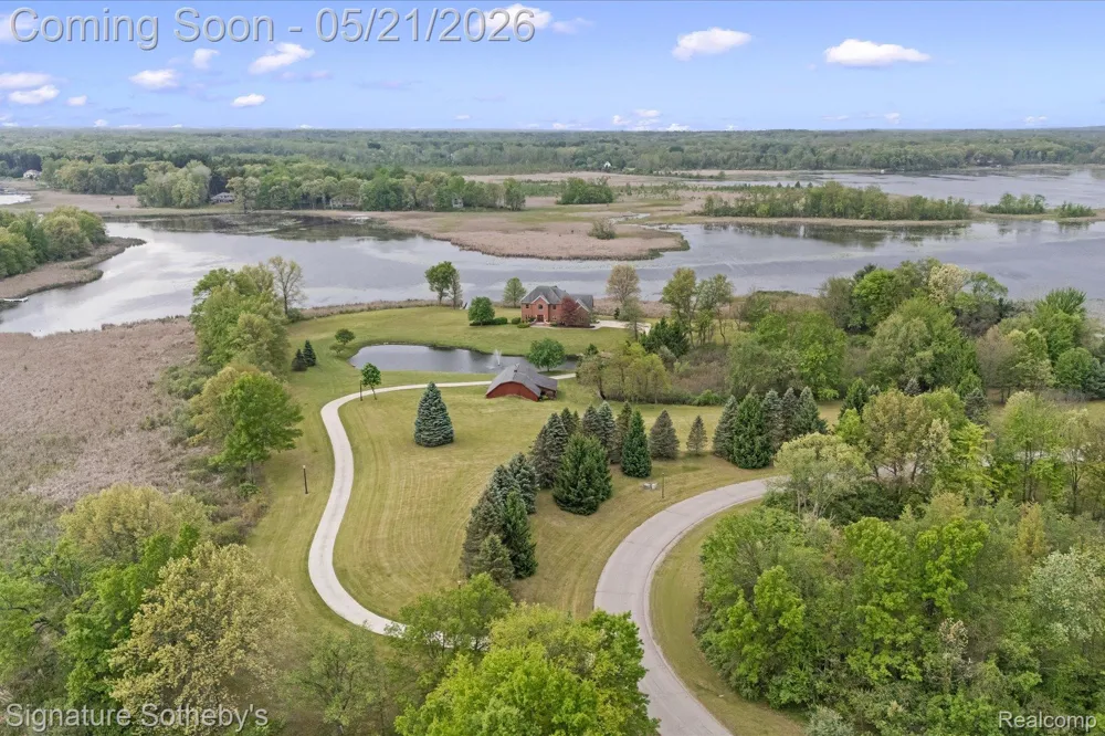 6831 Price Lake Road Leoni Township, MI 49201