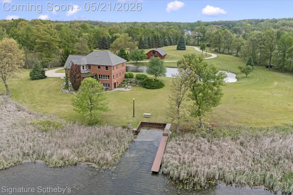 6831 Price Lake Road Leoni Township, MI 49201