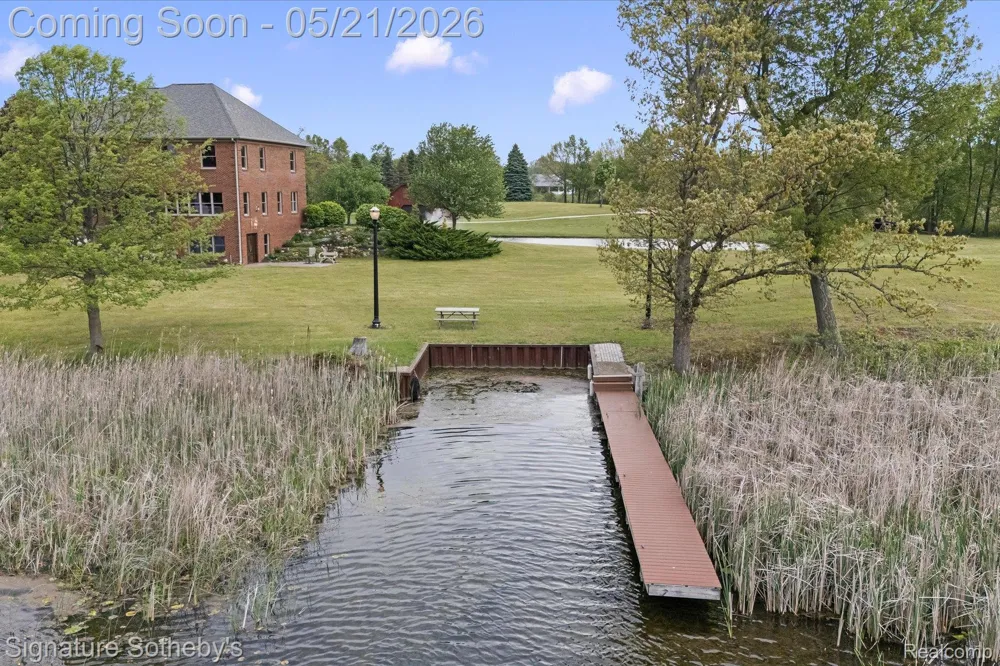 6831 Price Lake Road Leoni Township, MI 49201