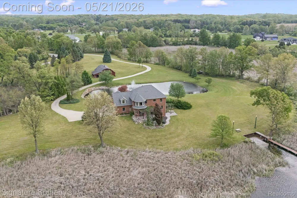 6831 Price Lake Road Leoni Township, MI 49201