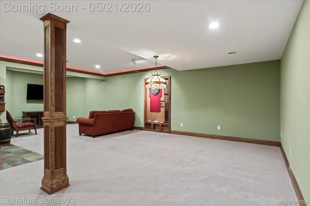 6831 Price Lake Road Leoni Township, MI 49201