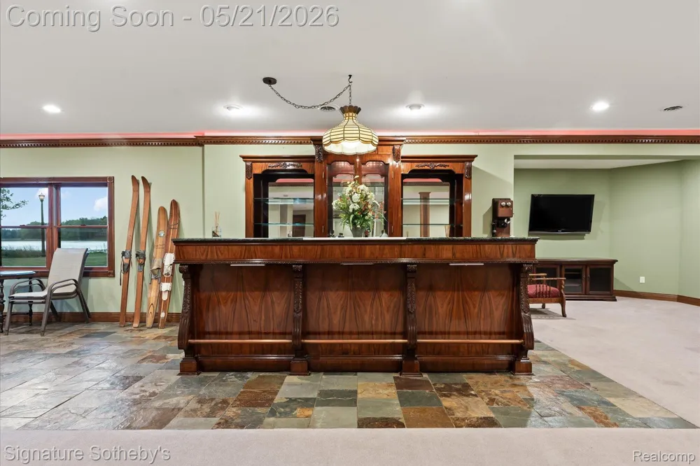 6831 Price Lake Road Leoni Township, MI 49201
