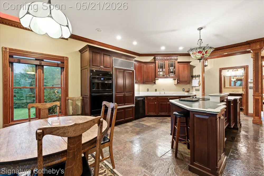 6831 Price Lake Road Leoni Township, MI 49201