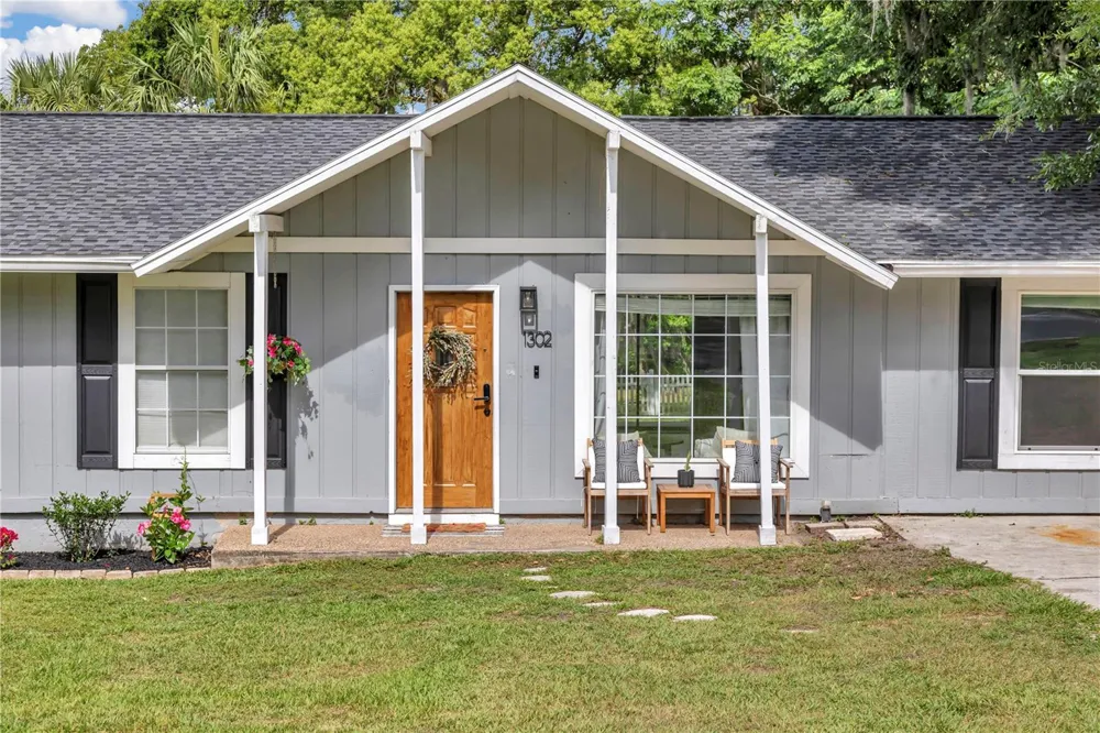 1302 SE SANCHEZ AVENUE ocala, FL 34471
