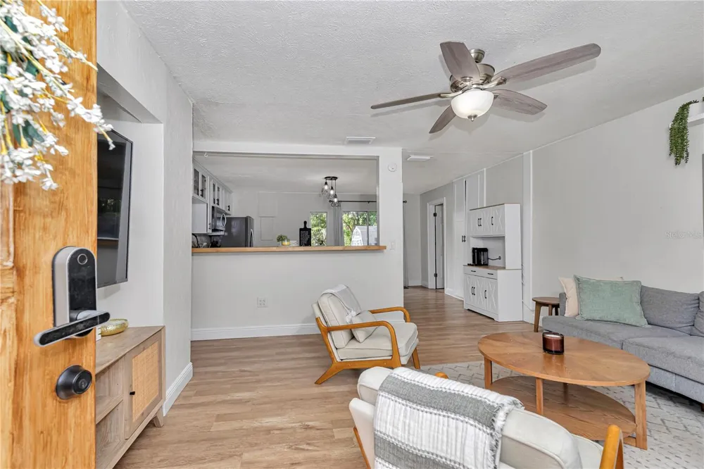 1302 SE SANCHEZ AVENUE ocala, FL 34471
