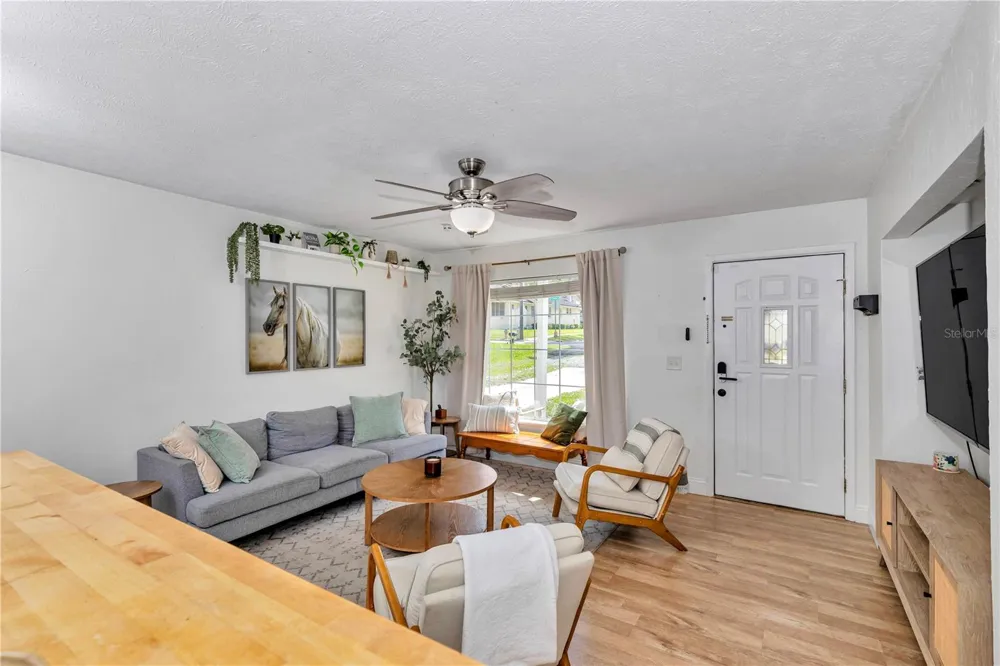 1302 SE SANCHEZ AVENUE ocala, FL 34471