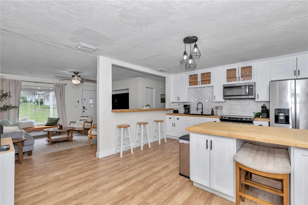 1302 SE SANCHEZ AVENUE ocala, FL 34471