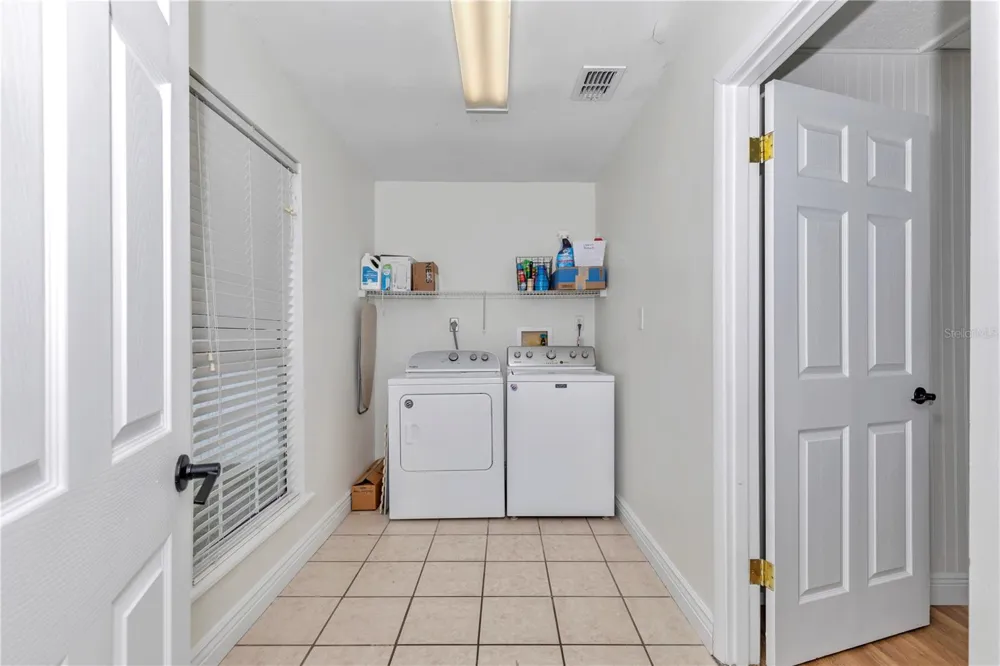 1302 SE SANCHEZ AVENUE ocala, FL 34471