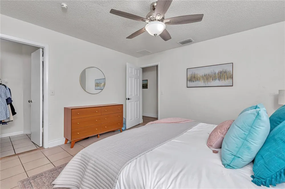 1302 SE SANCHEZ AVENUE ocala, FL 34471