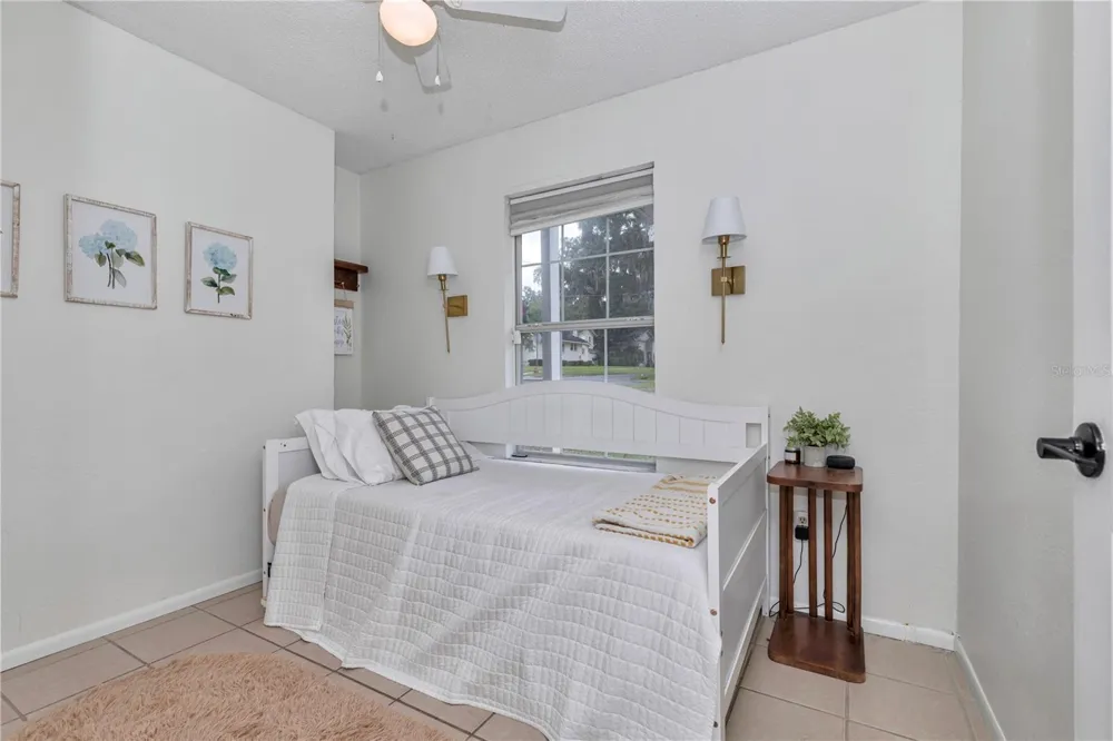 1302 SE SANCHEZ AVENUE ocala, FL 34471