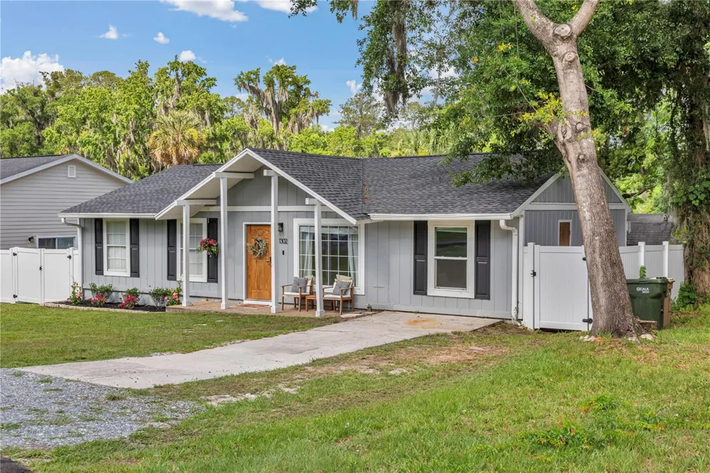 1302 SE SANCHEZ AVENUE ocala, FL 34471