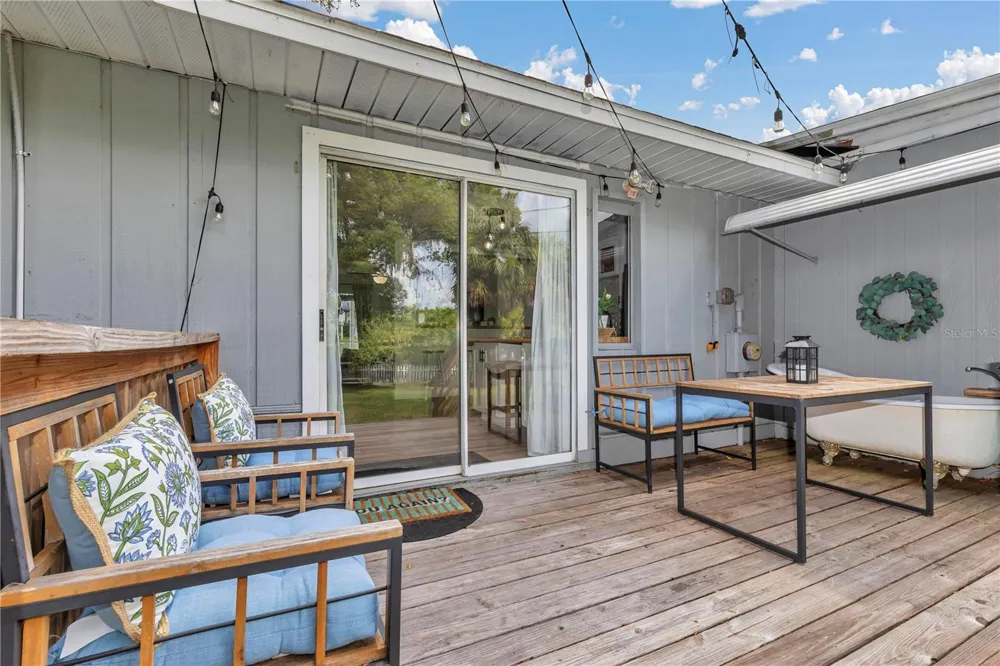 1302 SE SANCHEZ AVENUE ocala, FL 34471