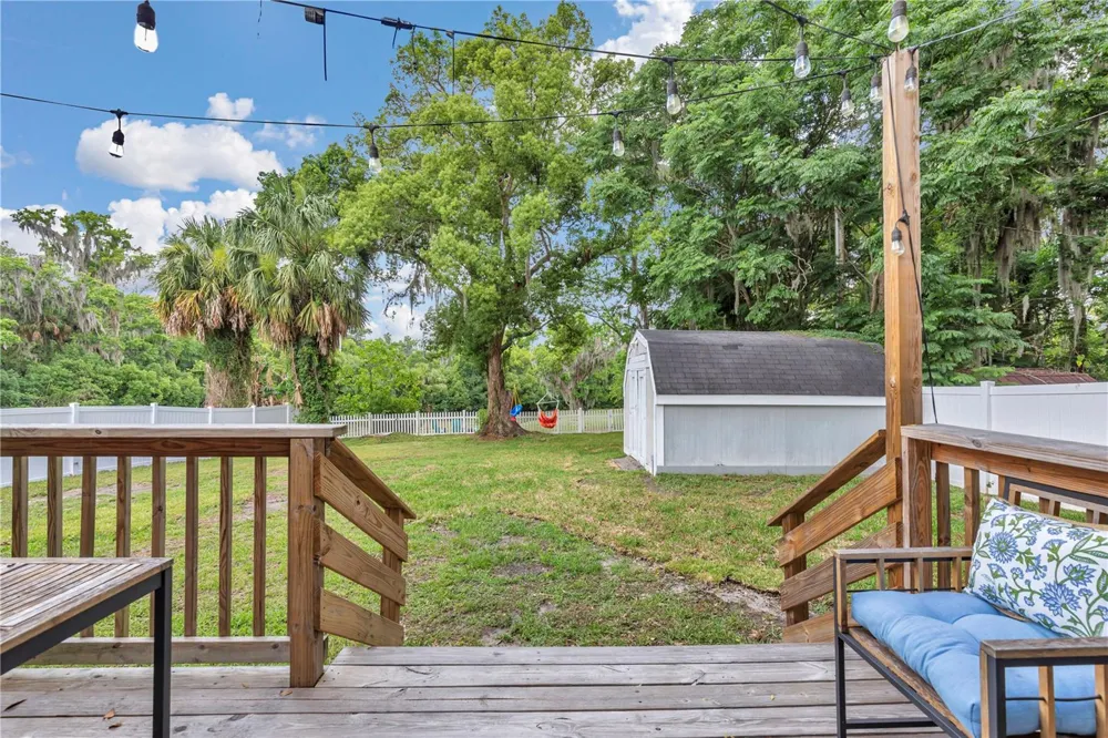 1302 SE SANCHEZ AVENUE ocala, FL 34471