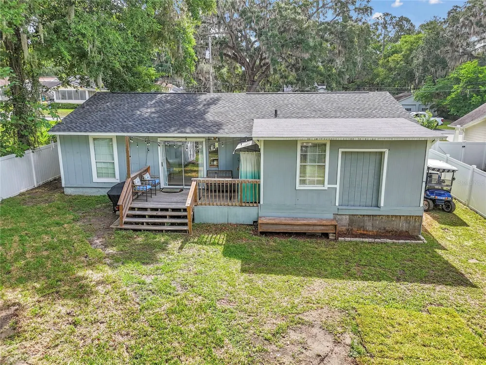 1302 SE SANCHEZ AVENUE ocala, FL 34471