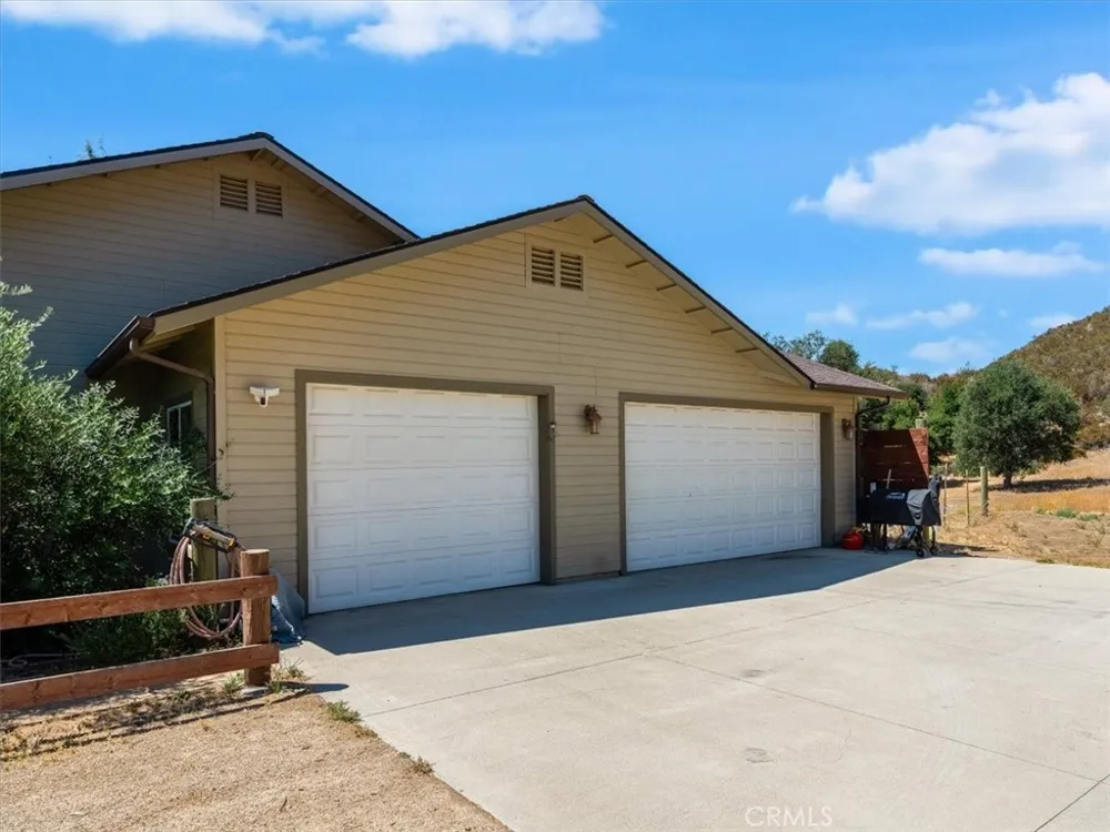 1575 Parkhill Road Santa Margarita, CA 93453