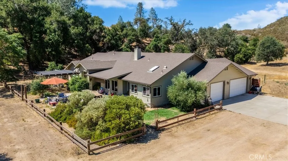 1575 Parkhill Road Santa Margarita, CA 93453