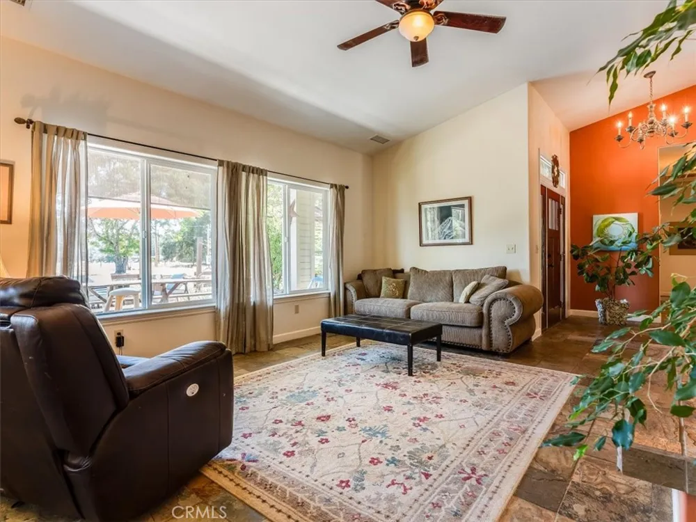 1575 Parkhill Road Santa Margarita, CA 93453