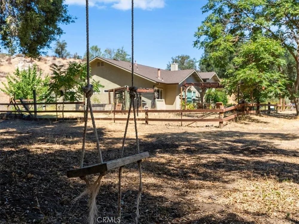 1575 Parkhill Road Santa Margarita, CA 93453