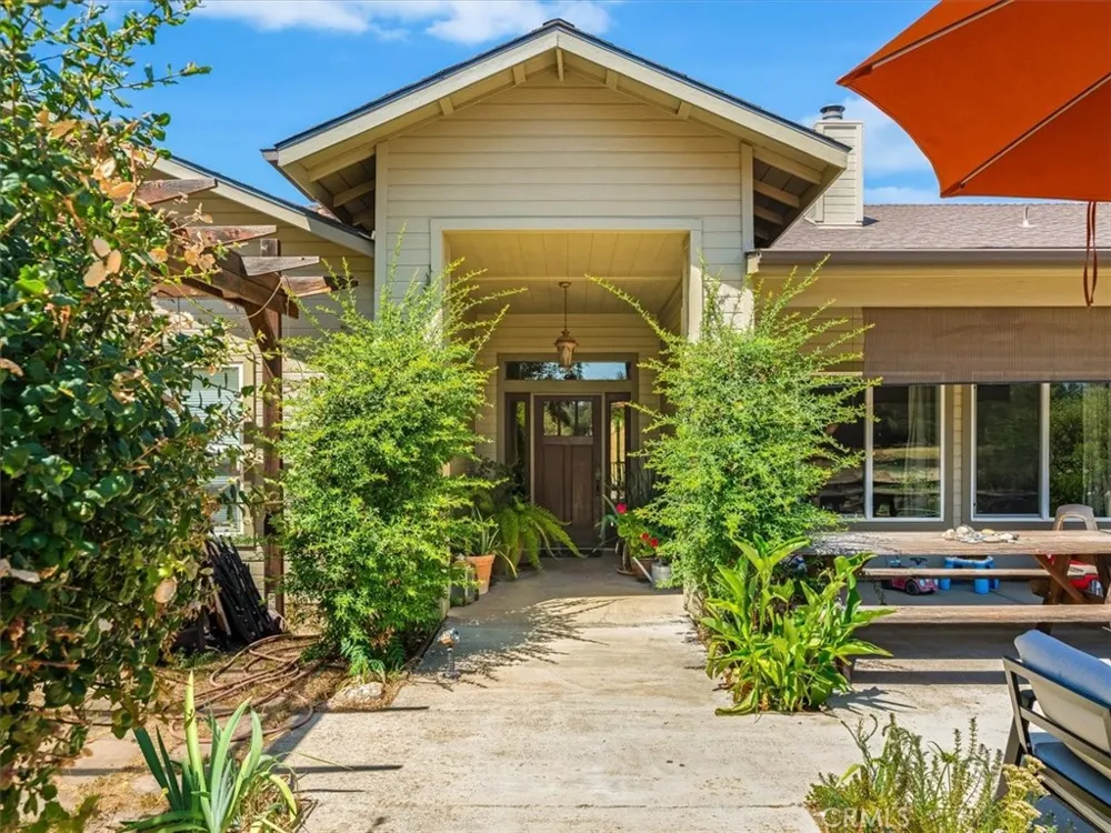 1575 Parkhill Road Santa Margarita, CA 93453