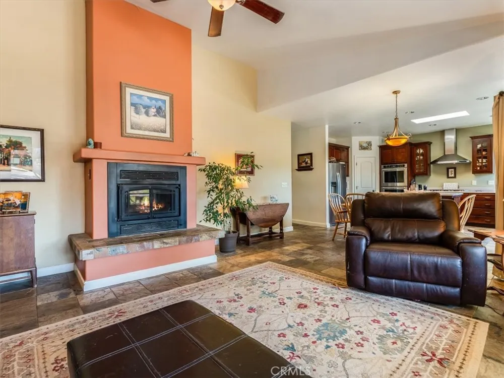 1575 Parkhill Road Santa Margarita, CA 93453