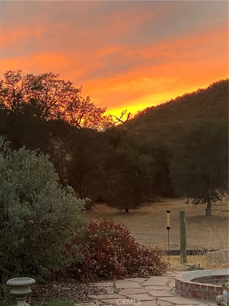 1575 Parkhill Road Santa Margarita, CA 93453