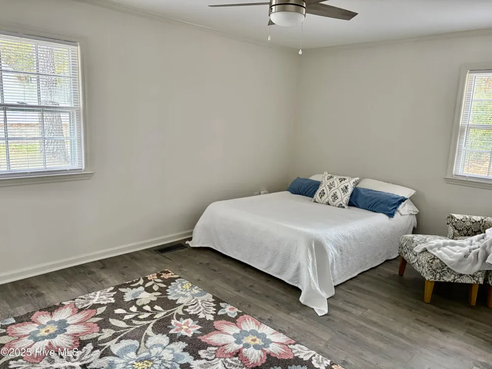 2501 Steeple Chase Drive Trent Woods, NC 28562
