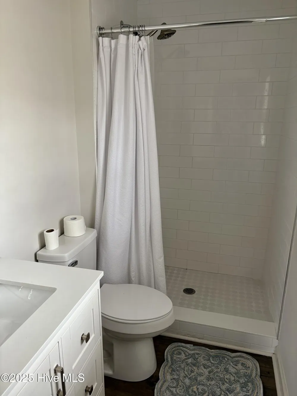 2501 Steeple Chase Drive Trent Woods, NC 28562