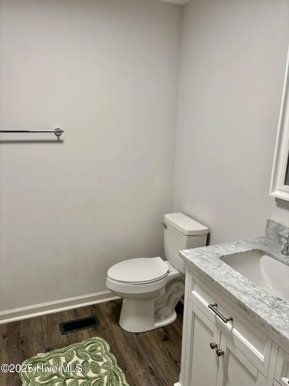 2501 Steeple Chase Drive Trent Woods, NC 28562