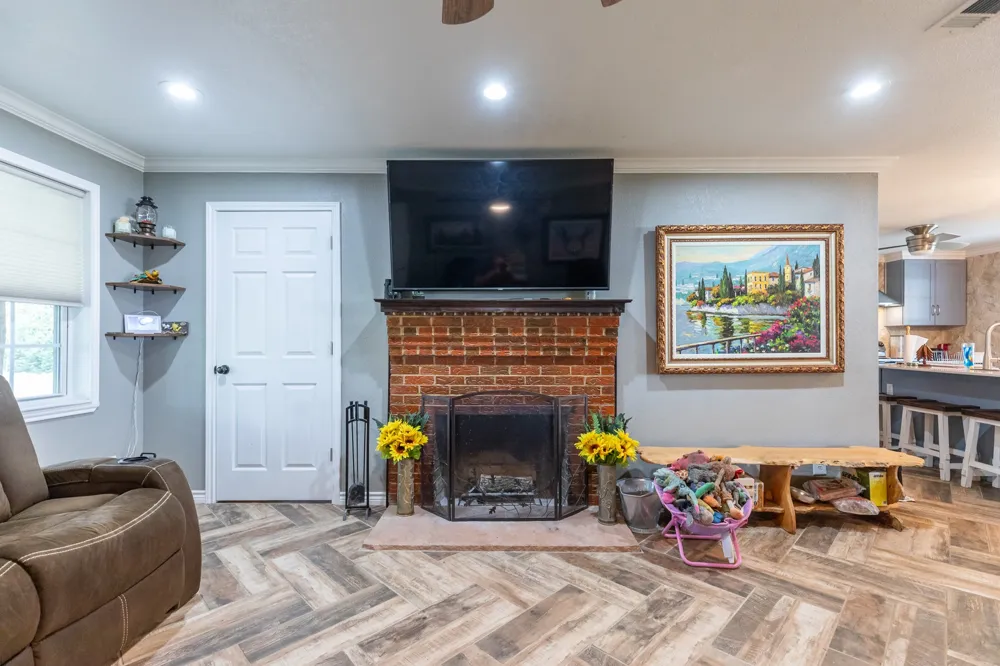 813 County Road 237 Eastland, TX 76448