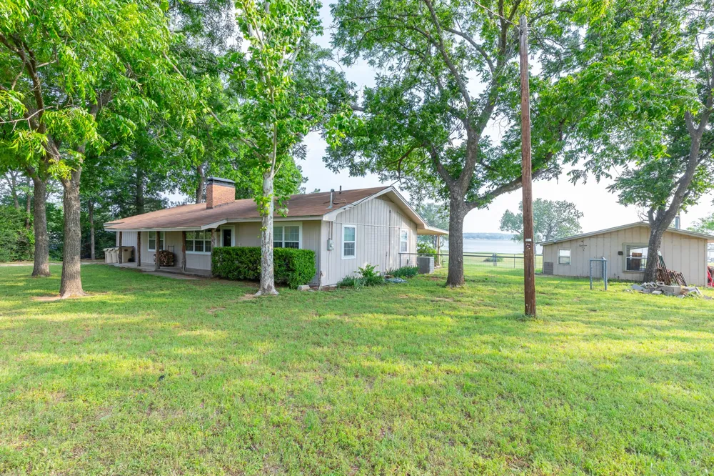 813 County Road 237 Eastland, TX 76448