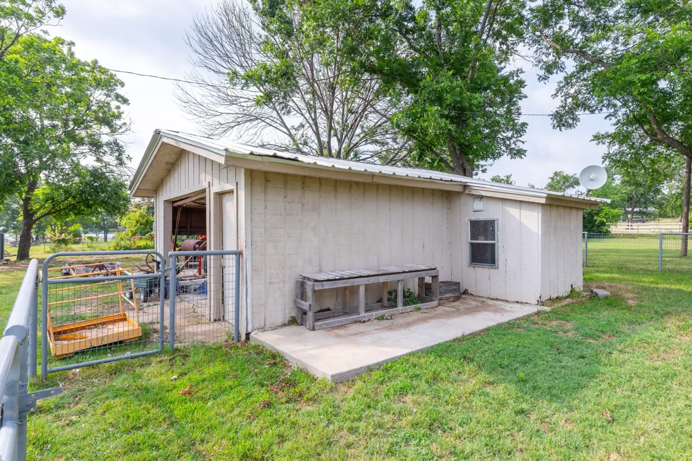 813 County Road 237 Eastland, TX 76448