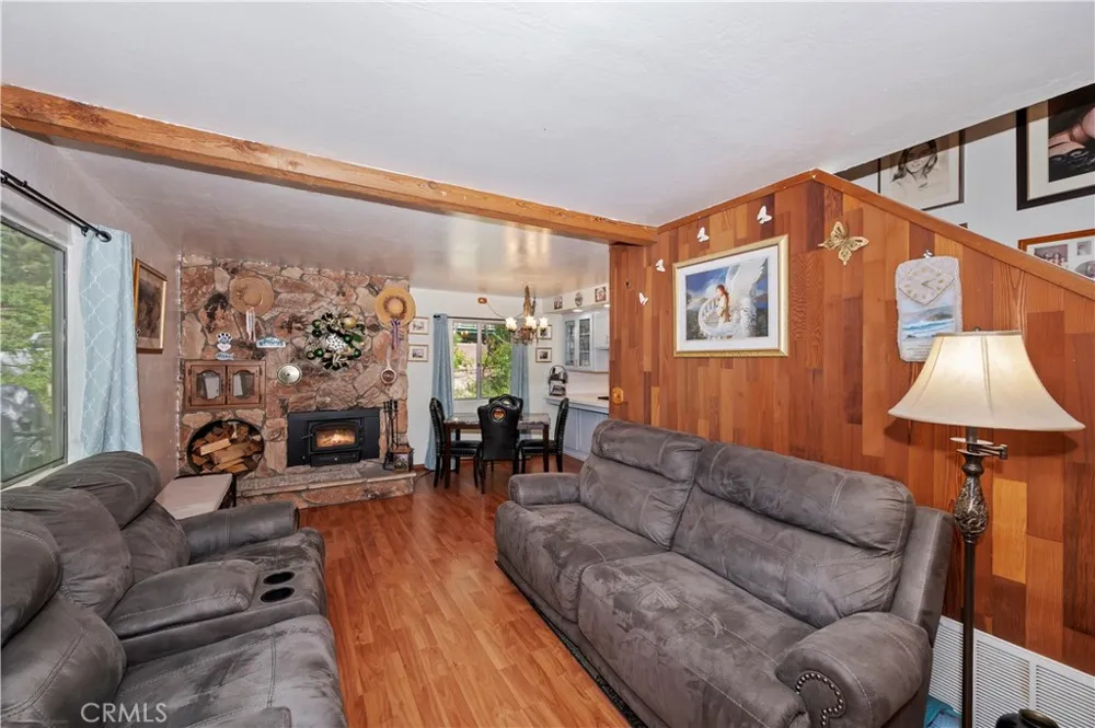 32801 Encina Drive Arrowbear, CA 92382