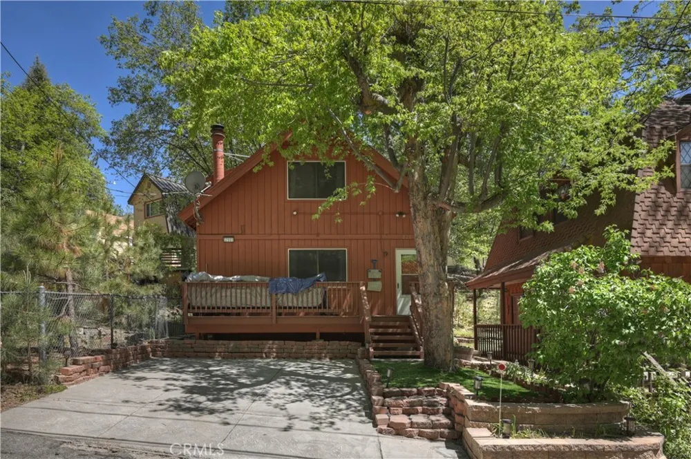 32801 Encina Drive Arrowbear, CA 92382
