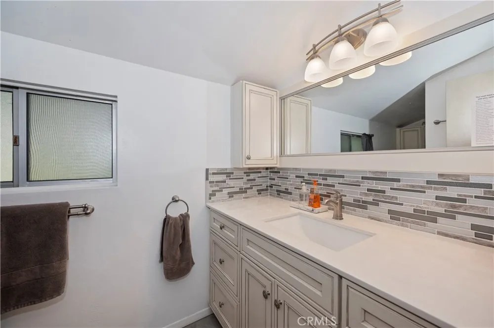 32801 Encina Drive Arrowbear, CA 92382