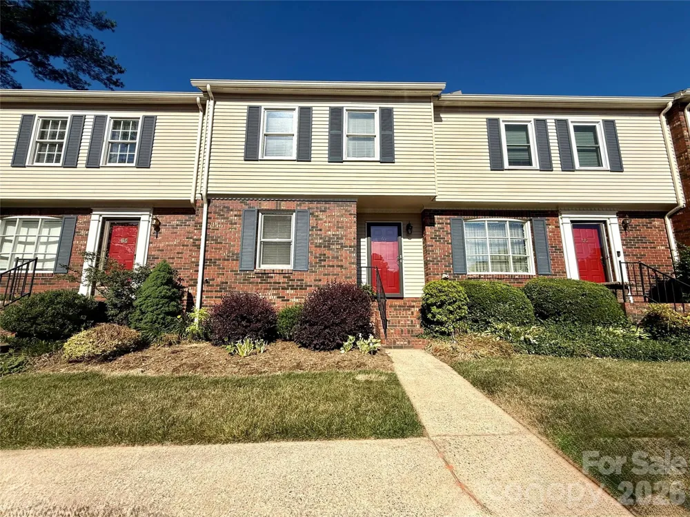 2705 North Center Street NW #65 Hickory, NC 28601